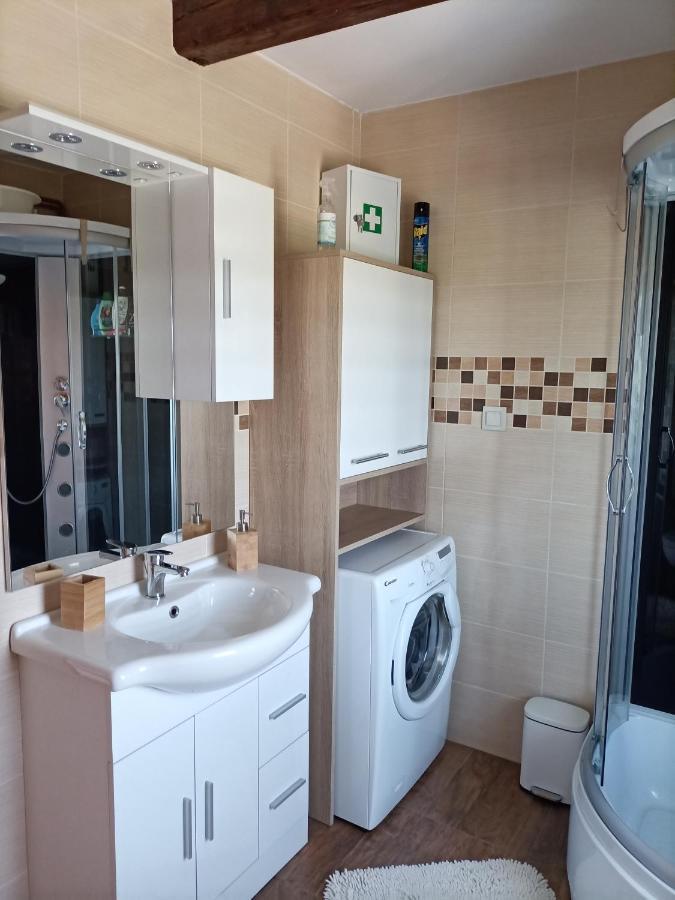 Kuca Za Odmor Braco Apartment Donji Zvecaj Luaran gambar